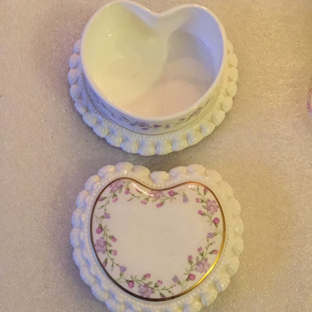Vintage England jewelry box - Picture 3 of 6